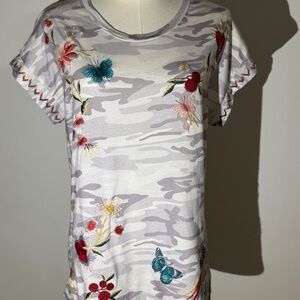 Johnny Was, Adara Relaxed Embroidered T-shirt, Size XS